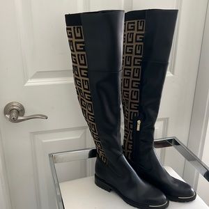 Guess new without tags